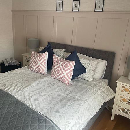 Nell & J S Leilighet Kingscourt Eksteriør bilde